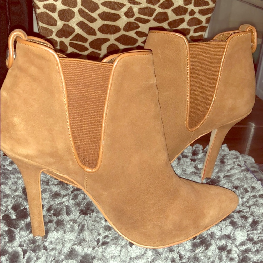 Suede ankle booties